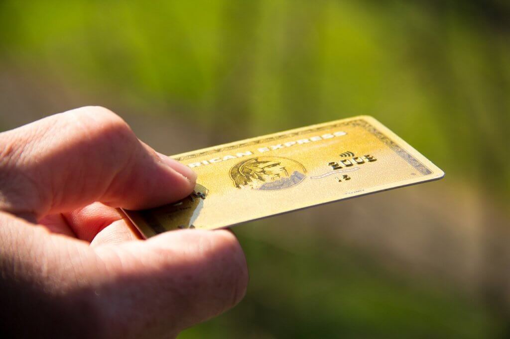 Wer nur Meilen mit der Kreditkarte sammeln möchte sollte sich die American Express Business Gold Card genauer ansehen